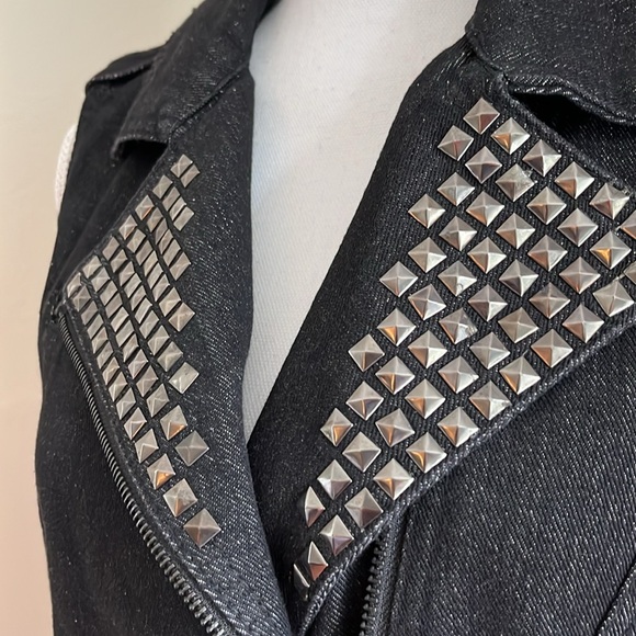 Black Gray Denim Studded Moto Vest - Picture 4 of 16